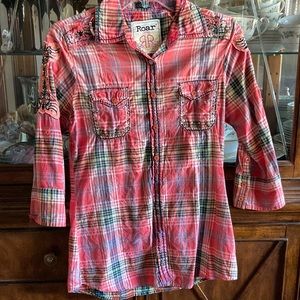 Roar long sleeve shirt